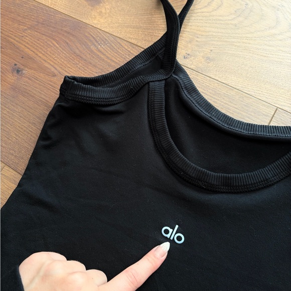 Alo Tank - Picture 4 of 4